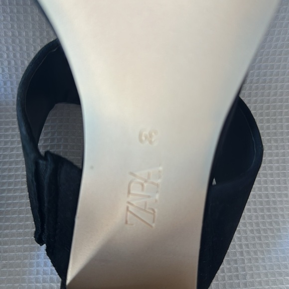 Zara Black Chunky Heel Suede 2 Straps Square Toe Sandals Size 39 (8) - Picture 10 of 12